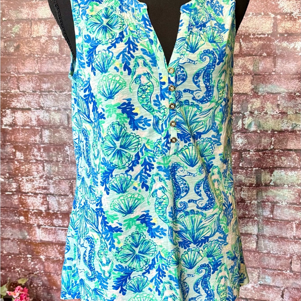 Lilly Pulitzer Blue, Green & White Seahorse Seashell Print Camisole